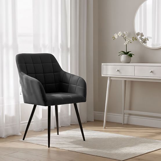 6x Kárpitozott szék négyzetes varrással Fekete LUXANO Fekete lábak