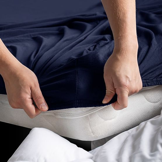 AMBER lepedő tengerészkék szín klasszikus stílus jersey anyag 220-240x220 DecoKing