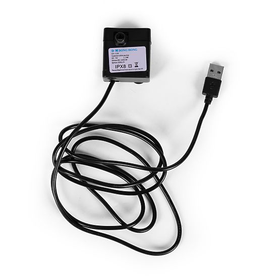 Automata adagoló tálka szökőkúttal macskáknak és kutyáknak