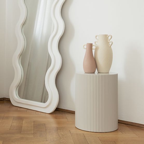 Ermanno oldalsó asztal, 35 cm, szürke-bézs, bordázott