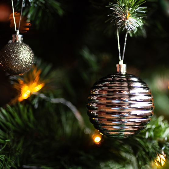 EZÜST KARÁCSONYI GÖMBÖK 36DB 311433C