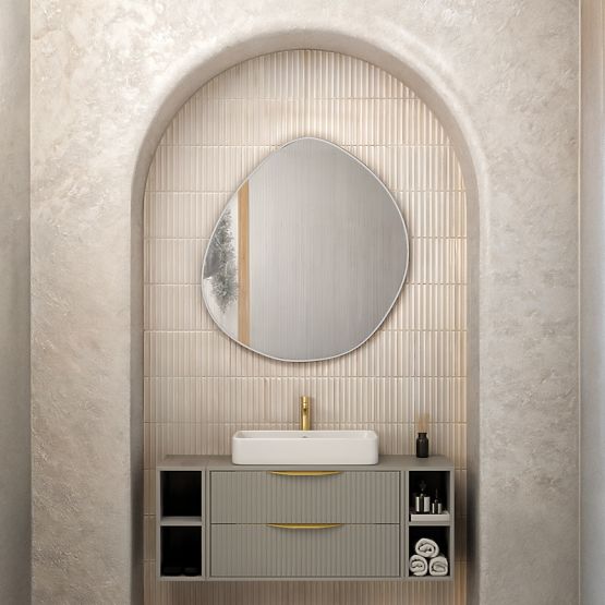 Függő tükör ezüst keretben Alonzo, 64x60 cm, szabálytalan alak