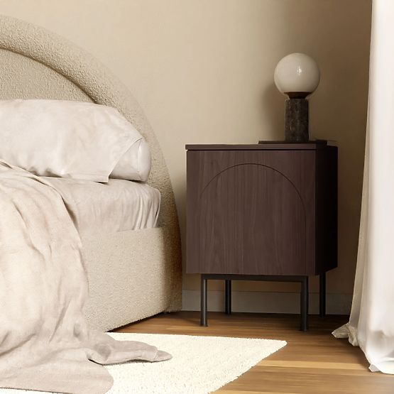 Helene éjjeliszekrény, Villa dió