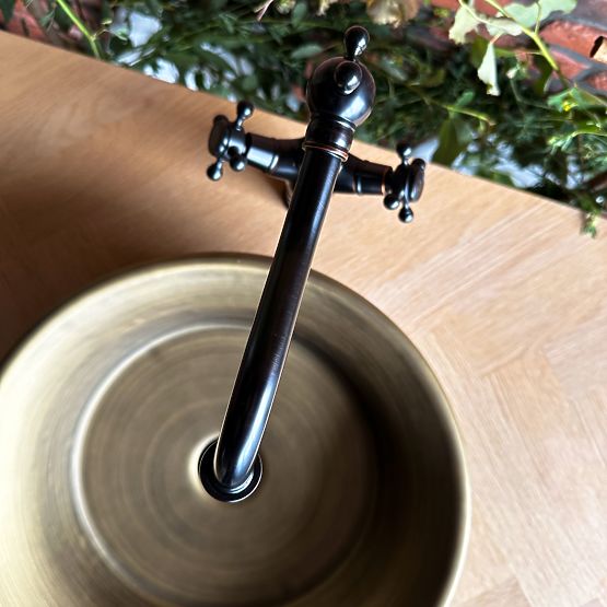 Időtlen REA Betty mosdókagyló