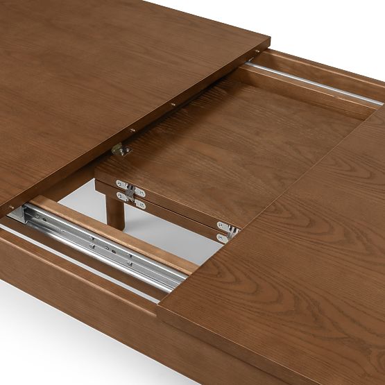 Iselio 160-200 cm-es kihúzható asztal, téglalap alakú, barna