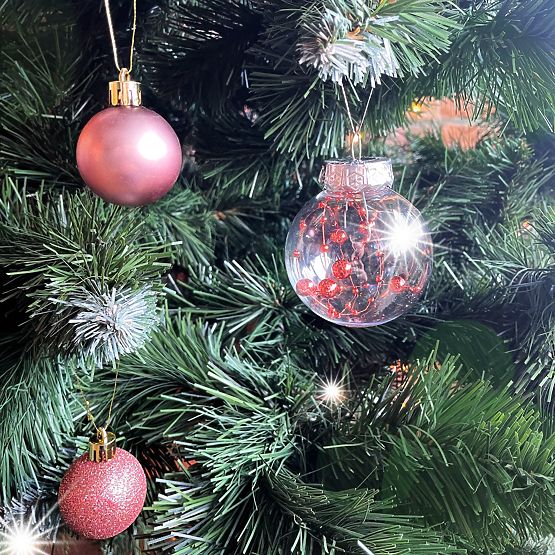 Karácsonyi díszek készlet Pink/White 115 db