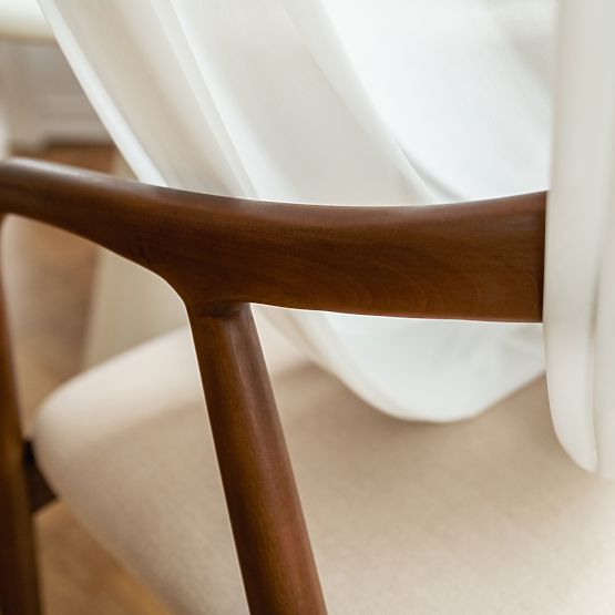 Ludvika fa szék, lekerekített, dió/bézs