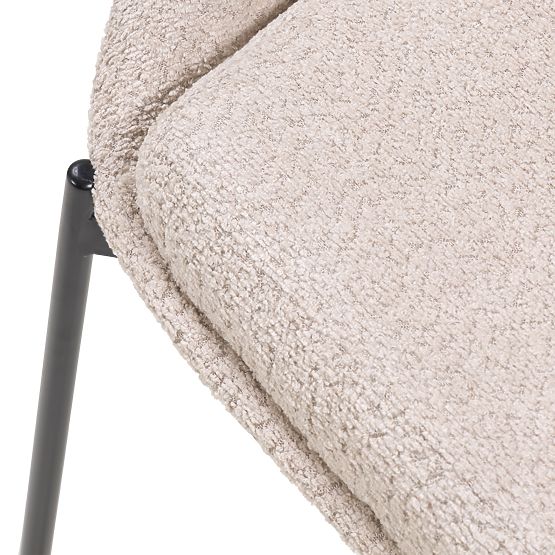 Luigi szék nyílással a háttámlán bézs/fekete lábak