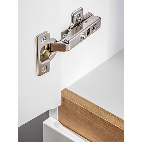 Magas szekrény 2 ajtóval