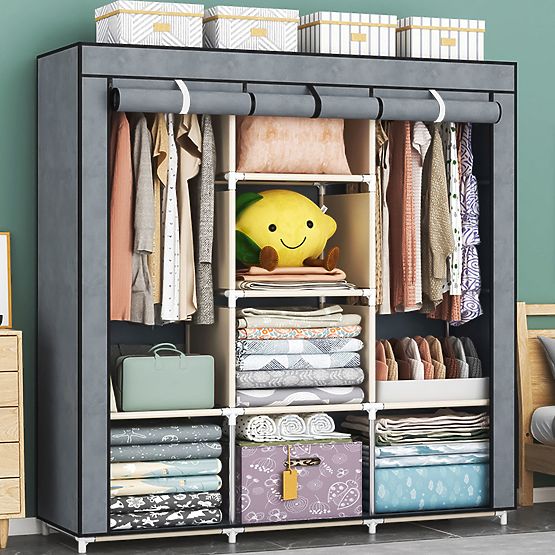 Nagy textil szekrény polcokkal ruhák és cipők számára