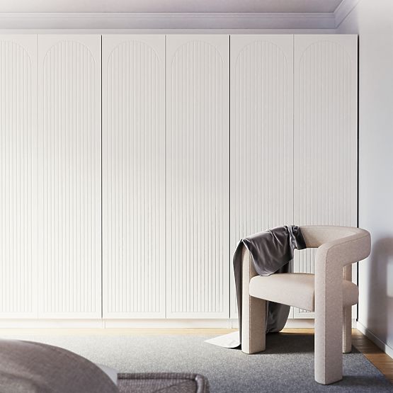 Négyajtós Neroli szekrény, ívelt barázdák, fehér