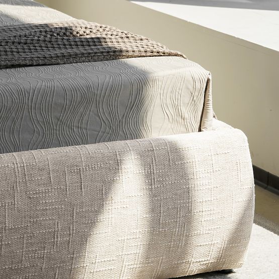 Nestia kárpitozott ágy 160x200 cm, ráccsal és tárolóval, világos bézs, lekerekített