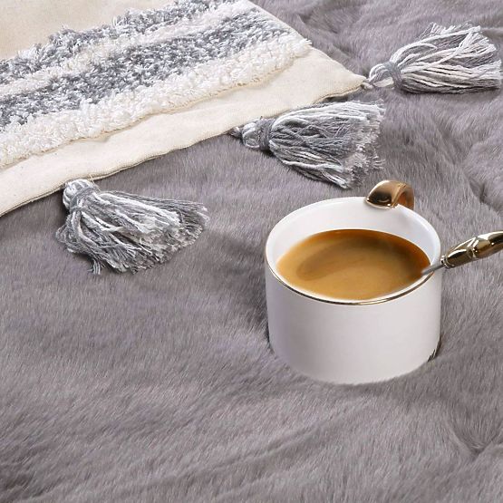 Nyúl Új selyemszőnyeg - szürke