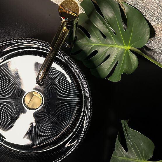 Rea Ingrid Black bútor mosdókagyló