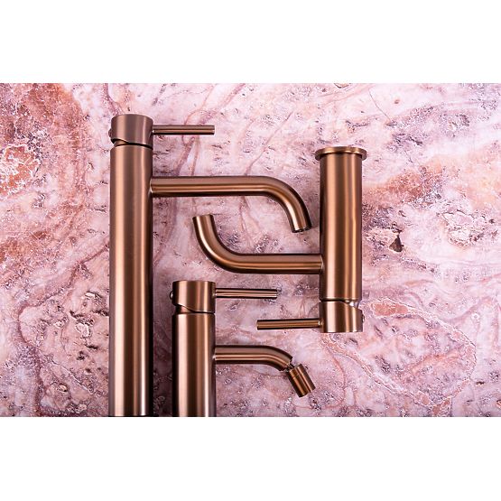 Rea Lungo Beépített Zuhanykészlet Kefe Réz + BOX