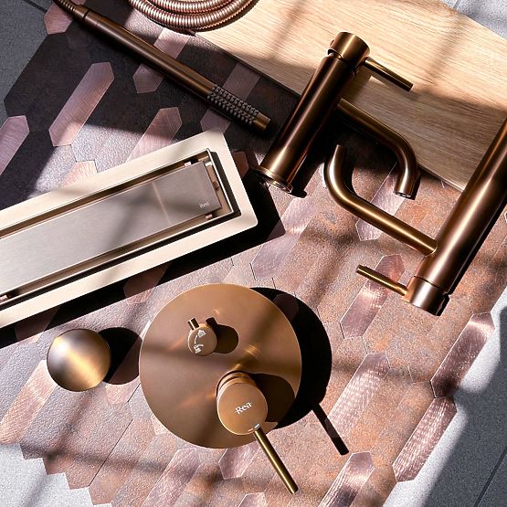 REA Neox lineáris lefolyó kefe réz 80