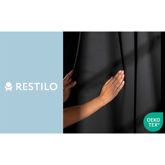 RESTILO BLACKOUT függöny fekete színben, klasszikus stílusú, ezüst karikákkal, anyag bl, szalaggal