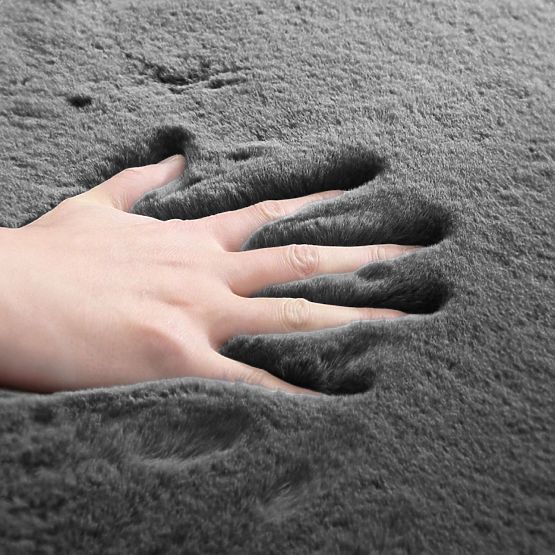 Selyem szőnyeg Rabbit - Sötétszürke