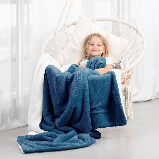 SHLEEPY ágytakaró indigo színben, jacquard mintás, klasszikus stílusú, 130x180