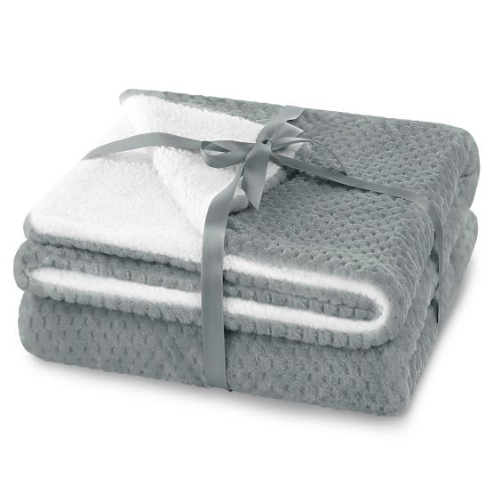 SHLEEPY ágytakaró szürke színben, klasszikus stílusú, jacquard mintával, 220x240