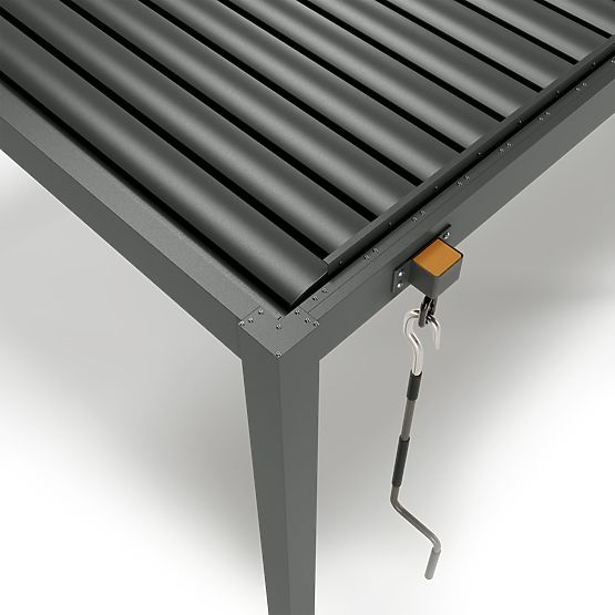 Szabadon álló Antilla alumínium kerti pergola, 6x3 m, bioklimatikus, mozgatható lamellák, antracit