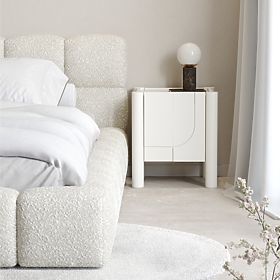 Lunaria éjjeliszekrény maratott előlappal, fehér